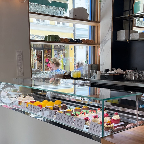 Fjær Konfekt - Våre Cafée i Oslo